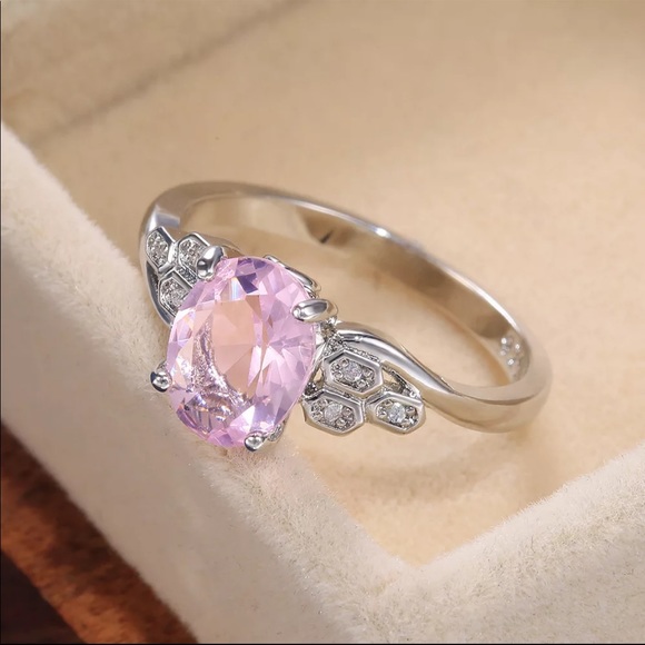 New 925 Silver Lovely Pink Sapphire Girls Ring - Picture 3 of 6
